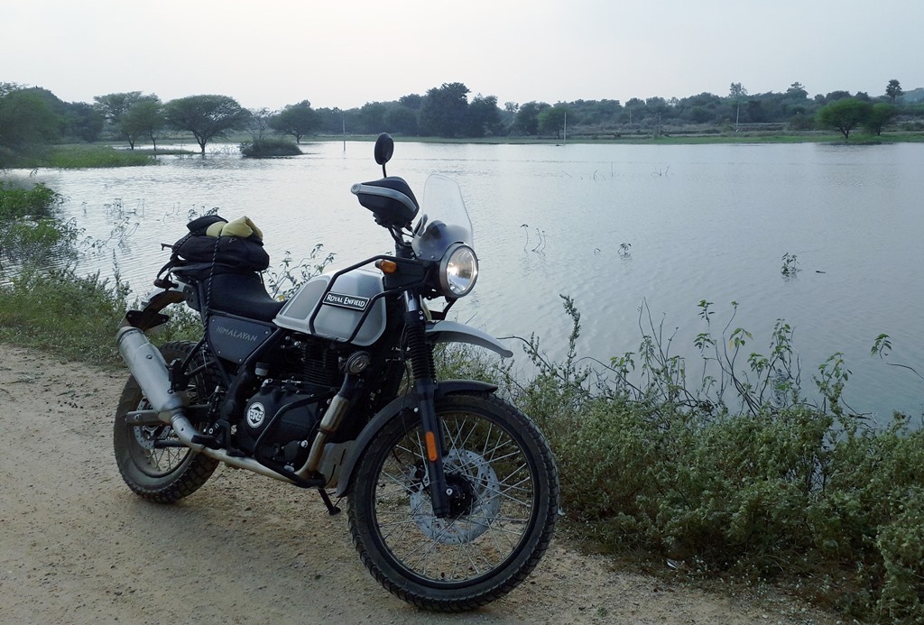 MOTORCYCLE DIARIES OF DECCAN PLATEAU : TABULA RASA
